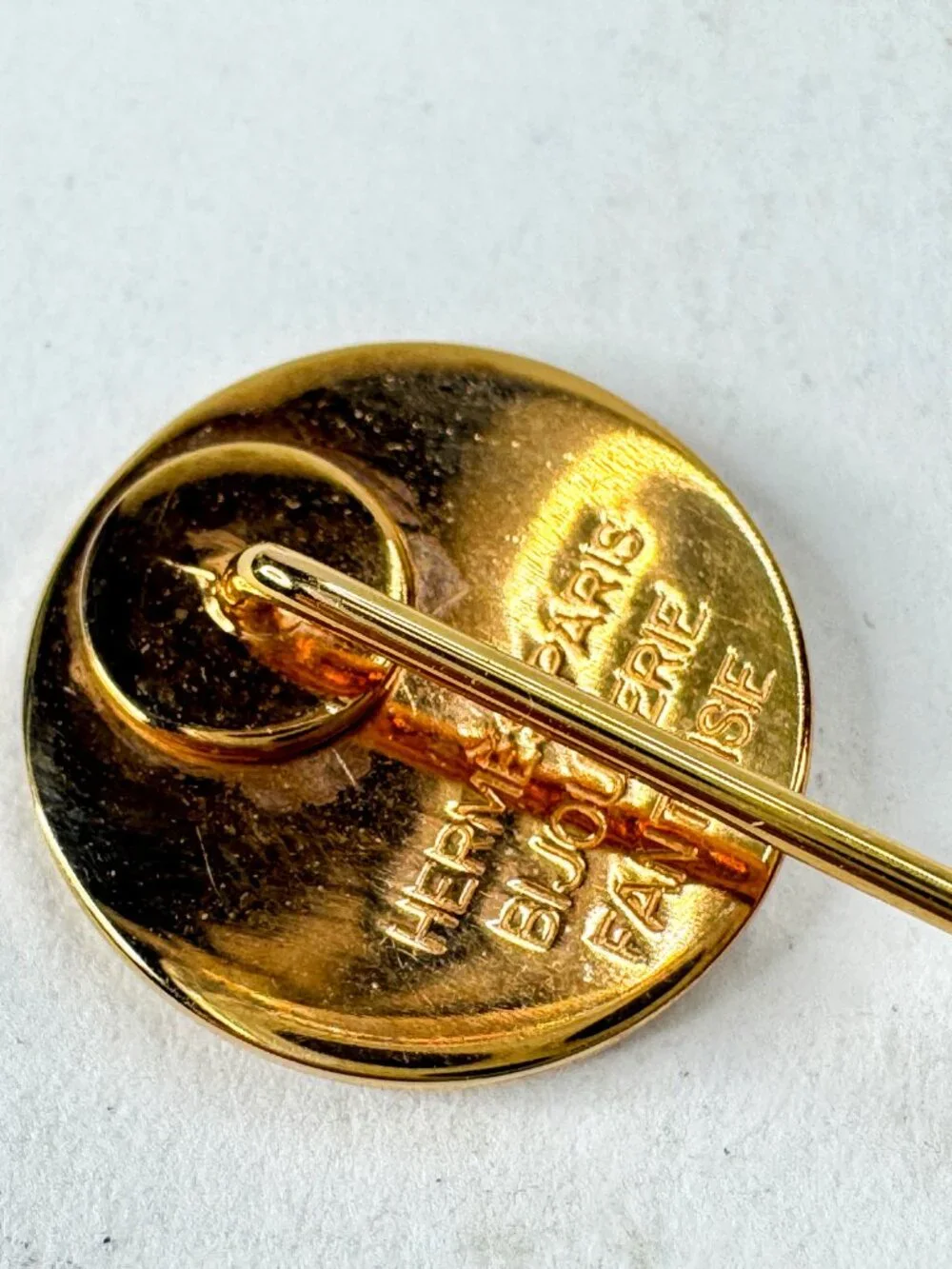 Vintage Hermès Paris Sellier Gold-Tone Stick Pin Bijouterie Fantaisie GS865